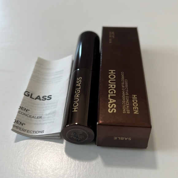 Hourglass Hidden Corrective Concealer Shade Sable Full Size Authentic New in Box - Picture 2 of 6